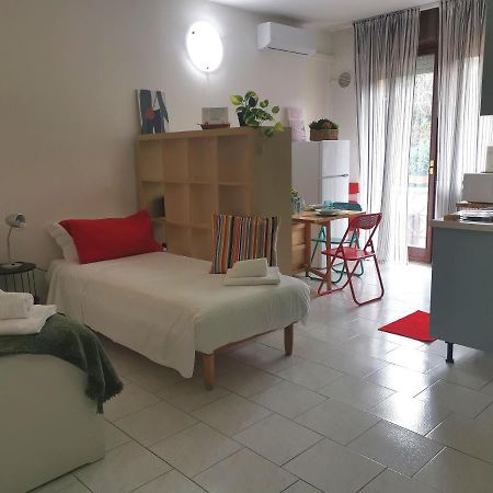 Bnbook-Passirana Studio Apartment Rho Ngoại thất bức ảnh